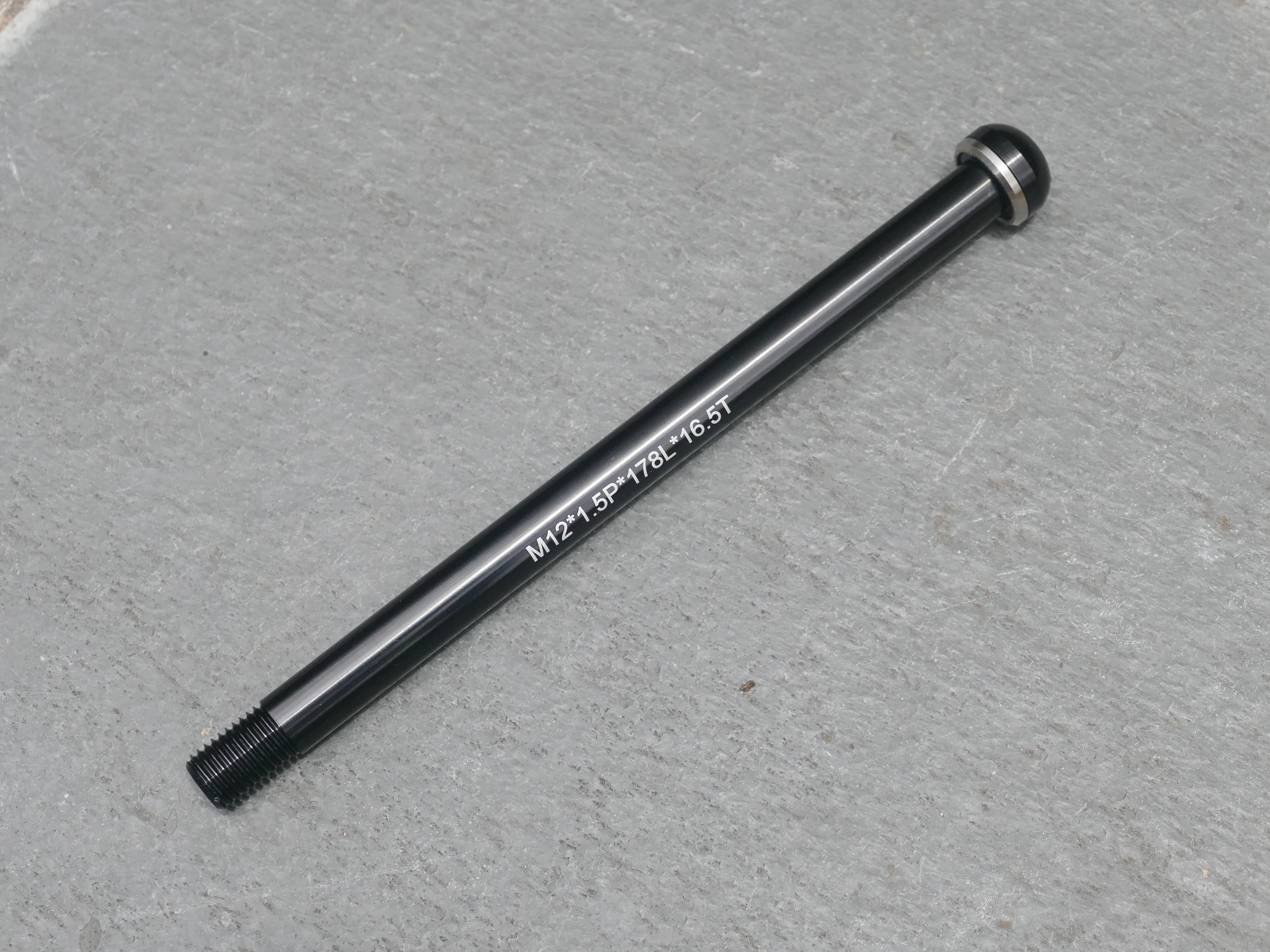 axle 148 * 12mm , boost through axle for Mountain MTB bike Thru-axle 148mm * 12mm For Rear Fork MTB Frame
axle 148 * 12mm , boost through axle for Mountain MTB bike Thru-axle 148mm * 12mm For Rear Fork MTB Frame