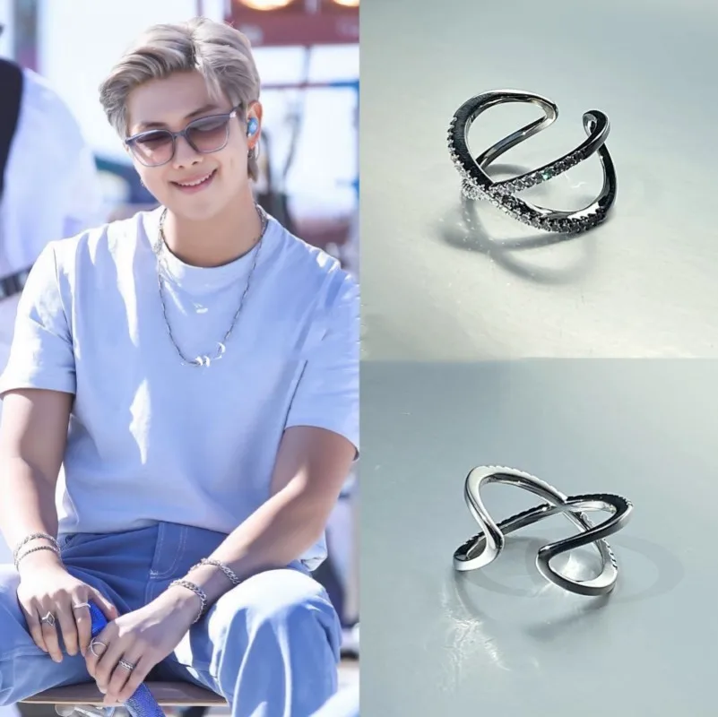 2022 Kpop New PROOF Album RM Nam-joon Kim with The Same Cross Zircon Ring Double-layer Opening Accessories Women's Ring Men
2022 Kpop New PROOF Album RM Nam-joon Kim with The Same Cross Zircon Ring Double-layer Opening Accessories Women's Ring Men