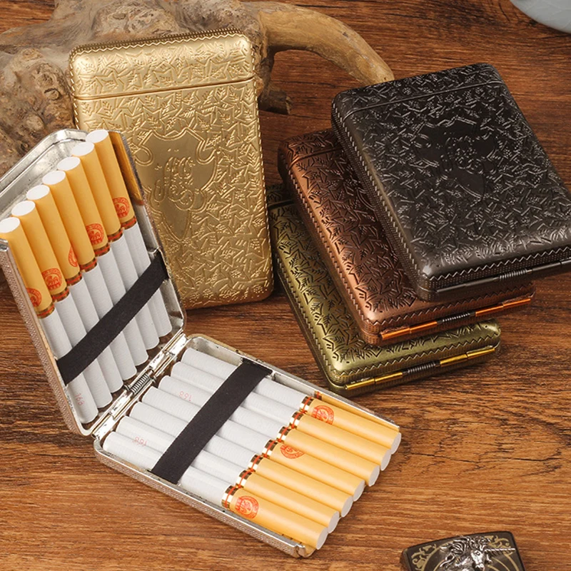Metal Hand-carved Cigarette Case for 14 Man Cigarettes Retro Smoke Box Cigarette Flick Case Holder Smoking Tools 5 Color Gifts
Metal Hand-carved Cigarette Case for 14 Man Cigarettes Retro Smoke Box Cigarette Flick Case Holder Smoking Tools 5 Color Gifts