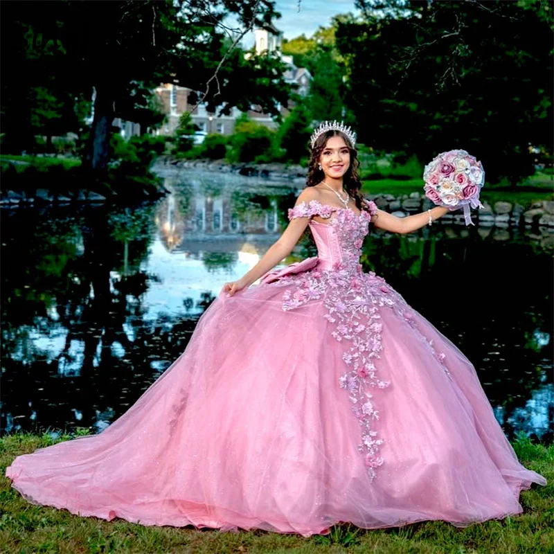 Princess Pink Ball Gown Quinceanera Dresses With Cape Bow 2022 Off Shouder Appliques Beads Sweet 16 Dress Vestidos De 15 Anos
Princess Pink Ball Gown Quinceanera Dresses With Cape Bow 2022 Off Shouder Appliques Beads Sweet 16 Dress Vestidos De 15 Anos