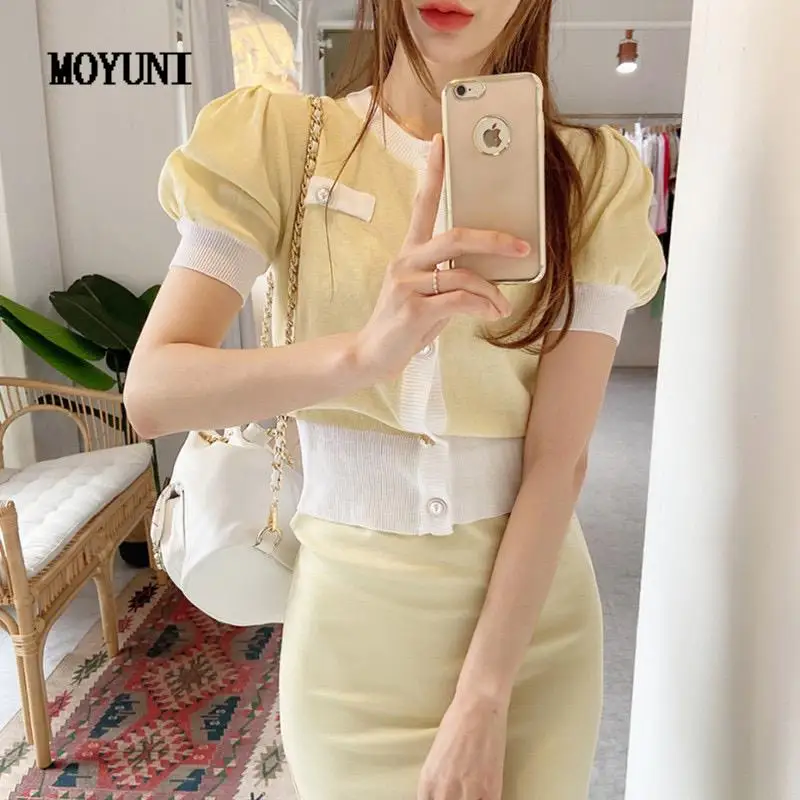 Korean Contrast Round Pearl Button Puff Short Sleeve Knit Sweater Top Summer Cardigan Jacket Yellow Knit Skirts Elegant Chic
Korean Contrast Round Pearl Button Puff Short Sleeve Knit Sweater Top Summer Cardigan Jacket Yellow Knit Skirts Elegant Chic