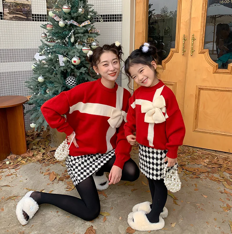 Mother Daughter Christmas Sweater Family New Year Jumpers Mom And Baby Girl Winter Autumn Clothes Women Knitted Sweaters Tops
Mother Daughter Christmas Sweater Family New Year Jumpers Mom And Baby Girl Winter Autumn Clothes Women Knitted Sweaters Tops