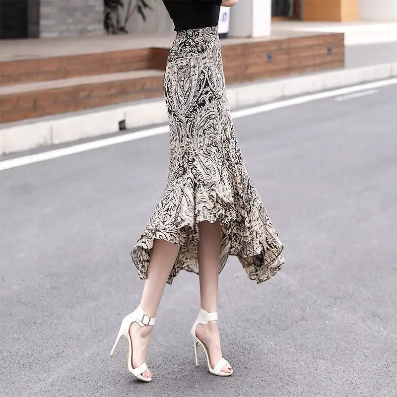 

Elegant Vintage Paisley Printed Ruffles Asymmetrical Mermaid Skirt Fashion Office Lady Commute All-match High Waist Midi Skirts