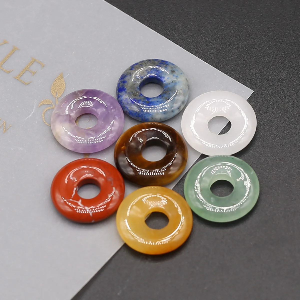 7Pcs Natural Stone Flat Abacus Beads Large Hole Regular Hole Beads for Women Jewelry Bracelet Necklace Earrings Accessories 18mm
7Pcs Natural Stone Flat Abacus Beads Large Hole Regular Hole Beads for Women Jewelry Bracelet Necklace Earrings Accessories 18mm
