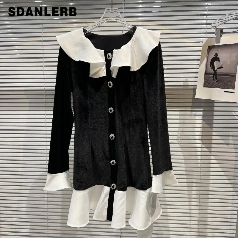 Long Sleeve Black Dress 2022 Spring New Lotus Collar Rhinestone Buckle Contrast Color Velvet Mid-length Dress for Women
Long Sleeve Black Dress 2022 Spring New Lotus Collar Rhinestone Buckle Contrast Color Velvet Mid-length Dress for Women
