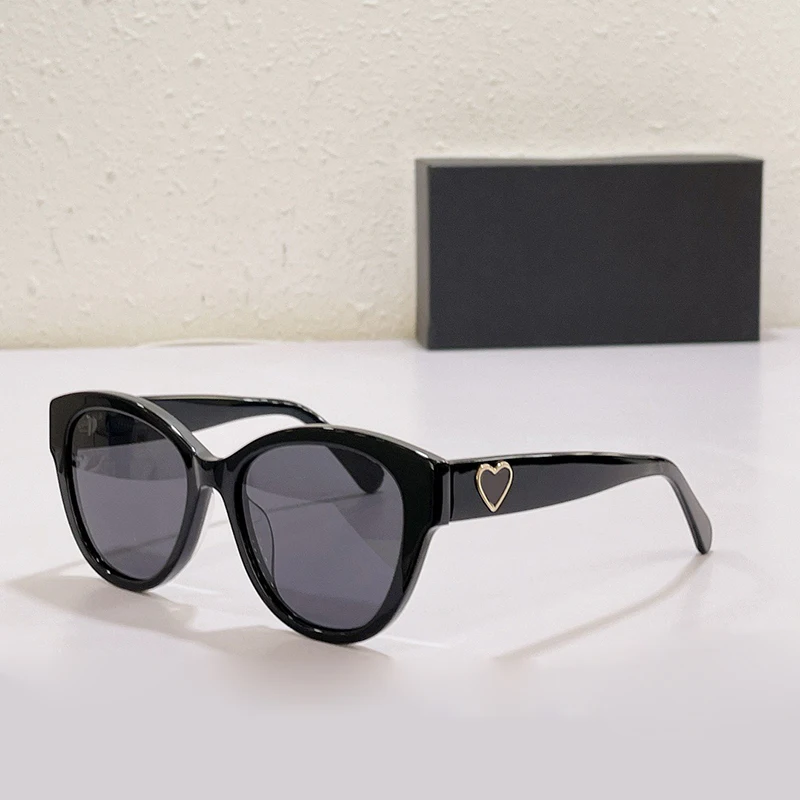 High quality heart shape style Women Fashion Sunglasses Luxury Brand Designer Eyeglass frames Retro Polarized UV400 Sunglasses
High quality heart shape style Women Fashion Sunglasses Luxury Brand Designer Eyeglass frames Retro Polarized UV400 Sunglasses