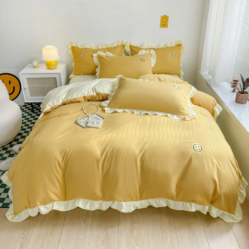 3/4Pcs Bedding Set Solid Color Simple Style Smiley Lace Duvet Cover Single/Queen Size Flat Sheet Set With Pillowcase Bed linen
3/4Pcs Bedding Set Solid Color Simple Style Smiley Lace Duvet Cover Single/Queen Size Flat Sheet Set With Pillowcase Bed linen