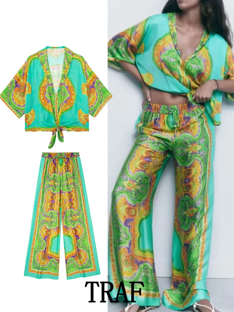 TRAF ZA&ree Women 2022 2 Pieces Sets Fashion Print Knot Decoration Short Sleeve Blouse + Loose Lace Up Pants Vintage Casual Sets
TRAF ZA&ree Women 2022 2 Pieces Sets Fashion Print Knot Decoration Short Sleeve Blouse + Loose Lace Up Pants Vintage Casual Sets