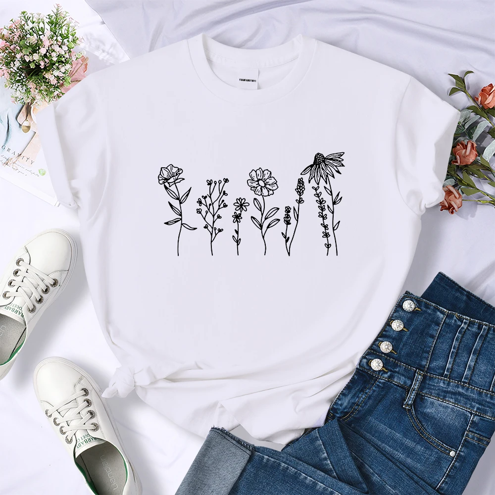 Simple Strokes Of Flowers And Plants Tshirts Women Breathable Soft Cool Crop Top Fashion Summer Streetwear Sport Hip Hop T-Shirt
Simple Strokes Of Flowers And Plants Tshirts Women Breathable Soft Cool Crop Top Fashion Summer Streetwear Sport Hip Hop T-Shirt
