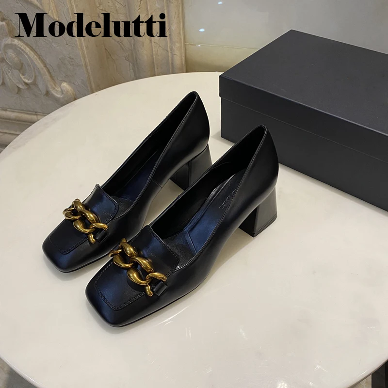 Modelutti 2022 New Spring Summer Fashion Genuine Leather Square Head Metal Chain Chunky Heel High Heel Shoes Simple Casual Women
Modelutti 2022 New Spring Summer Fashion Genuine Leather Square Head Metal Chain Chunky Heel High Heel Shoes Simple Casual Women