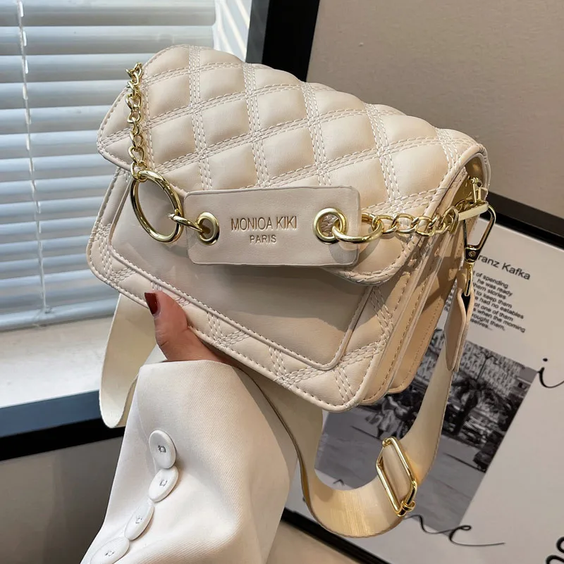 Popular Women's Bags 2022 New Trendy Brand Designer Women's Bags Lingge Chain Bag Fashion Messenger Bag Texture Small Square Bag
Popular Women's Bags 2022 New Trendy Brand Designer Women's Bags Lingge Chain Bag Fashion Messenger Bag Texture Small Square Bag