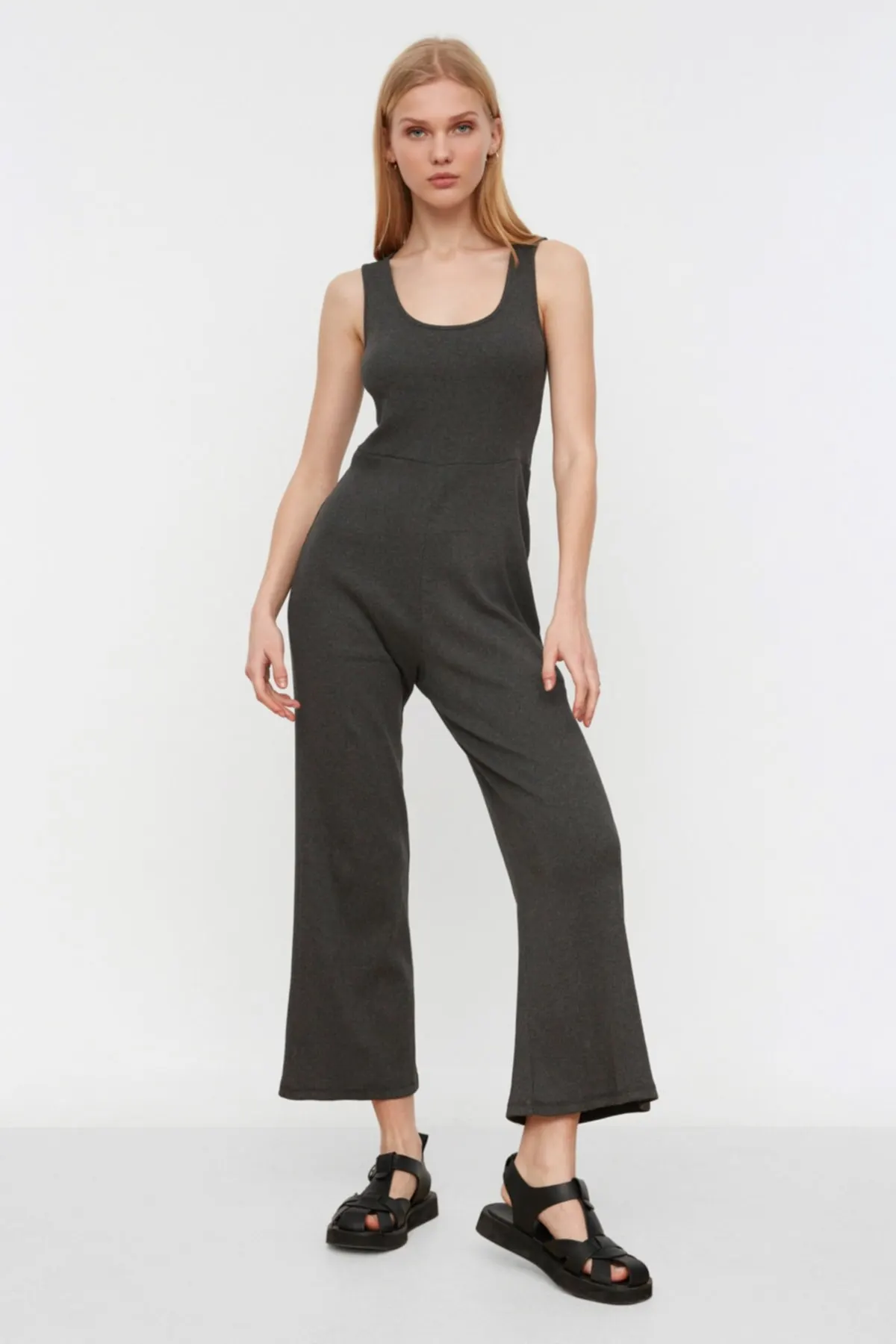Women's Overalls antanite Thick Strap Corduroy Knitted Hot Casual Fashion Sleeveless Baggy Trousers Overalls
Women's Overalls antanite Thick Strap Corduroy Knitted Hot Casual Fashion Sleeveless Baggy Trousers Overalls