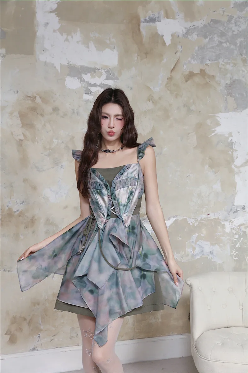 Women's Tie Dyed Irregular Strap Dress Summer New Chic Design Spliced Multi Layer Ruffle Edge Sleeveless Short Skirt
Women's Tie Dyed Irregular Strap Dress Summer New Chic Design Spliced Multi Layer Ruffle Edge Sleeveless Short Skirt