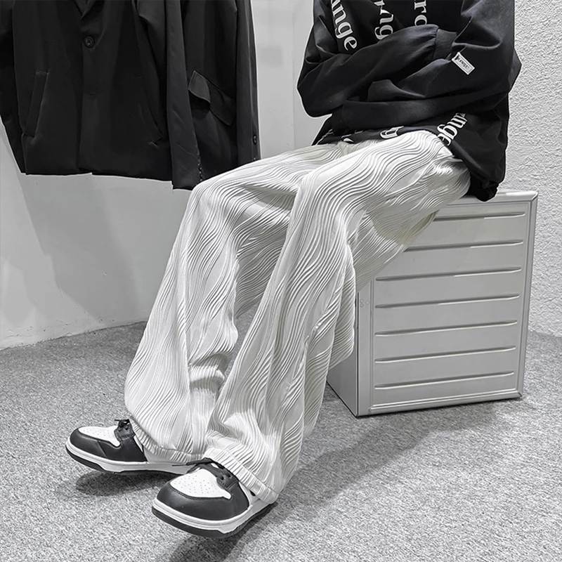 Spring Summer Pleated Wave Straight Pants Men's Fashion Elastic Waist Casual Pants Men Streetwear Loose Trousers Wide Leg Pants
Spring Summer Pleated Wave Straight Pants Men's Fashion Elastic Waist Casual Pants Men Streetwear Loose Trousers Wide Leg Pants
