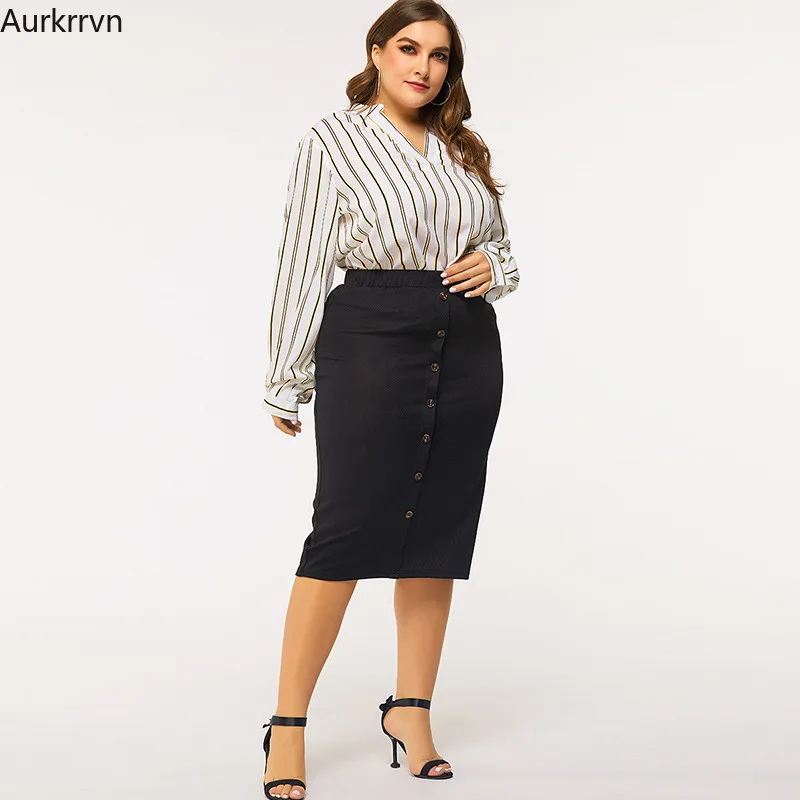 Plus Size Women Clothing Casual Elegant Elastic Waist Skirts Womens 2022 Summer Plain Black Button Up Pencial Bodycon Midi Skirt
Plus Size Women Clothing Casual Elegant Elastic Waist Skirts Womens 2022 Summer Plain Black Button Up Pencial Bodycon Midi Skirt