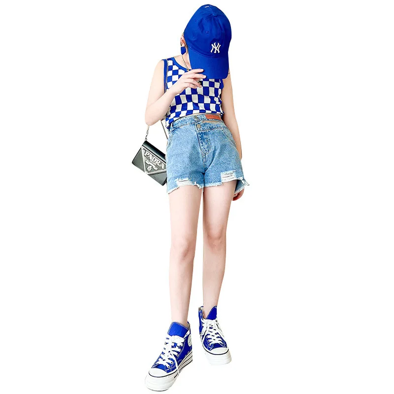 Young Girl Clothes Summer Suit Tank Top + Shorts 2 Piece Set Kids Fashion Sleeveless Plaid T Shirts Baby Clothes Tops Jeans
Young Girl Clothes Summer Suit Tank Top + Shorts 2 Piece Set Kids Fashion Sleeveless Plaid T Shirts Baby Clothes Tops Jeans