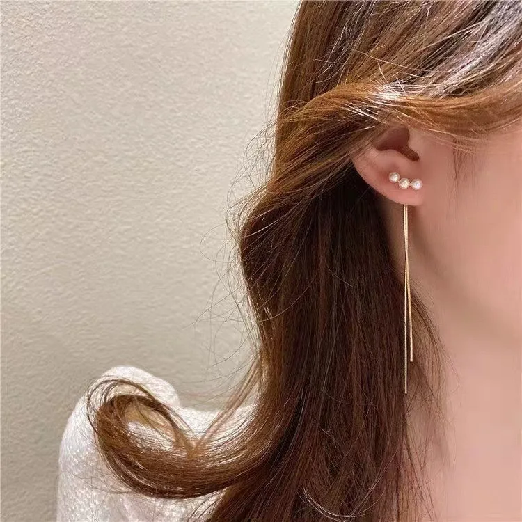 925 Sterling Silver Long Pearl Tassel Earrings for Women Fashion Exquisite Earrings New Tide Jewelry Gifts
925 Sterling Silver Long Pearl Tassel Earrings for Women Fashion Exquisite Earrings New Tide Jewelry Gifts