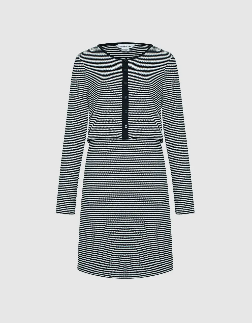 Вязаное платье в полоску 2 в 1
Вязаное платье в полоску 2 в 1