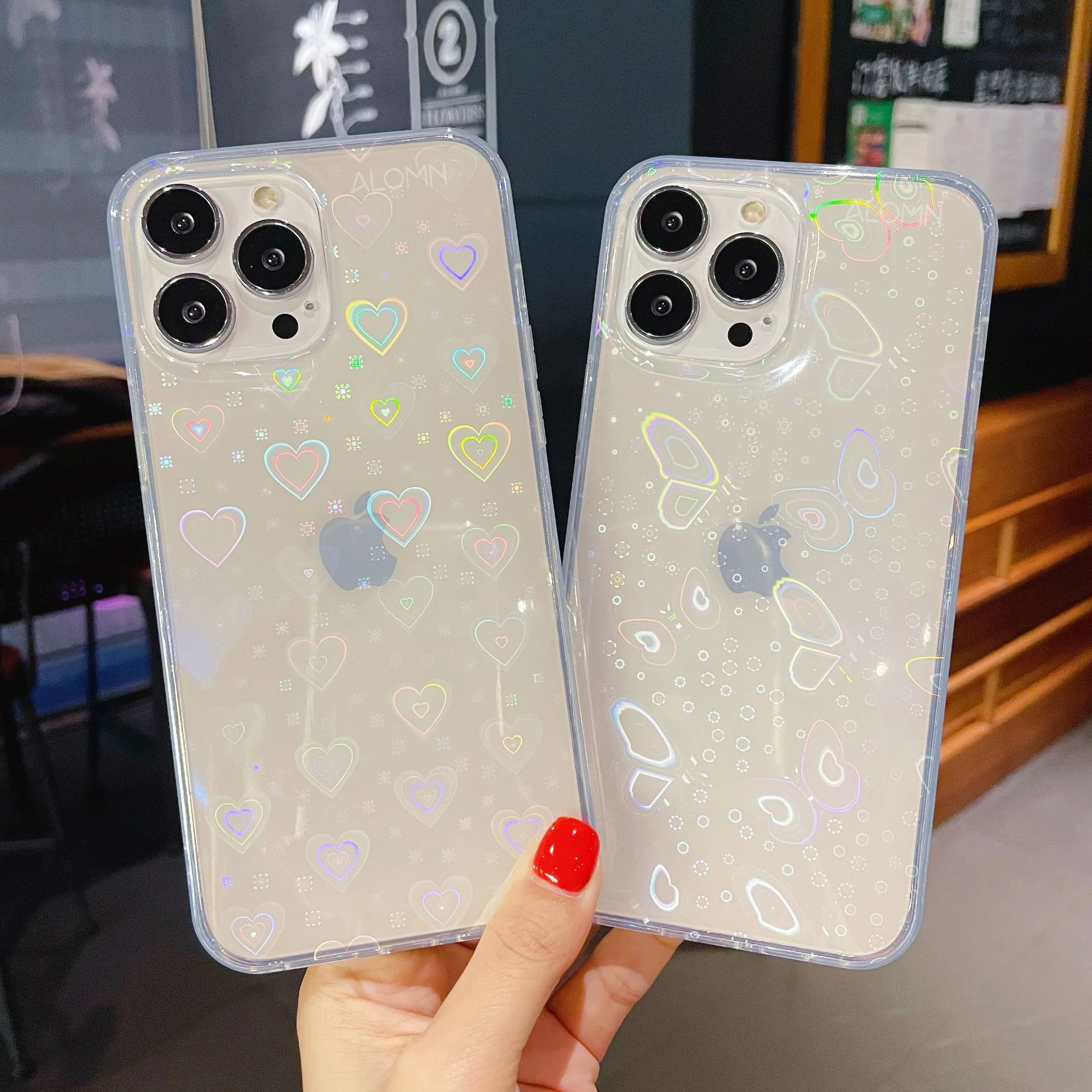 ALOMN градиентный лазер Любовь Сердце прозрачный чехол для телефона iPhone 13 12 11 Pro 7 8 Plus ударопрочный бампер сияющая задняя крышка
ALOMN градиентный лазер Любовь Сердце прозрачный чехол для телефона iPhone 13 12 11 Pro 7 8 Plus ударопрочный бампер сияющая задняя крышка