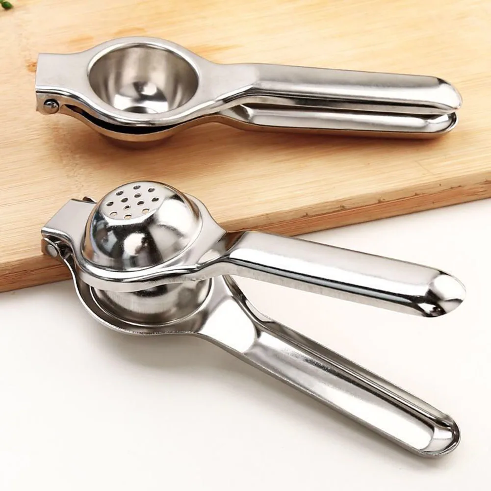 1pc Stainless Steel Lemon Squeezer Manual Juicer With Hanging Hook Bottle Opener Practical Kitchen Tools Fruit Processing Tools
1pc Stainless Steel Lemon Squeezer Manual Juicer With Hanging Hook Bottle Opener Practical Kitchen Tools Fruit Processing Tools