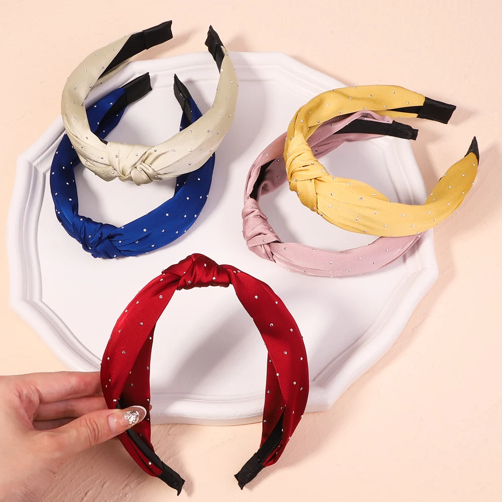 New Satin Fabric With Drill Hairband For Women Girls Hair Bands Solid Color Knotted Headband Hair Hoop Headwear Hair Accessories
New Satin Fabric With Drill Hairband For Women Girls Hair Bands Solid Color Knotted Headband Hair Hoop Headwear Hair Accessories
