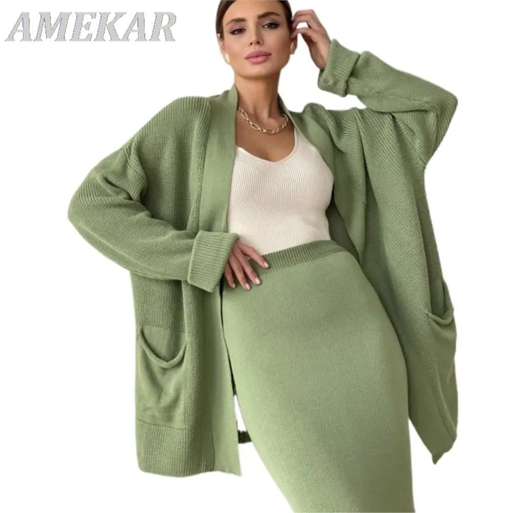 Women's Elegant Cardigan Sweater High Waist Skirt Suits 2 Pieces Vintage Knit Sets Ladies Solid Soft Knitted TrackSuit Outfits
Women's Elegant Cardigan Sweater High Waist Skirt Suits 2 Pieces Vintage Knit Sets Ladies Solid Soft Knitted TrackSuit Outfits