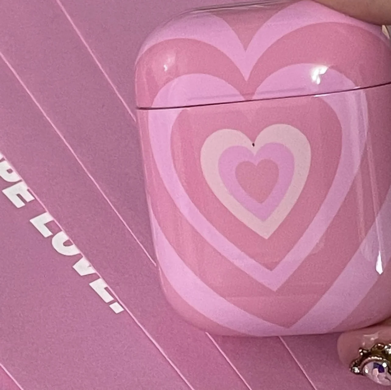 Feilin Girl Love Launch for Airpods2 Wireless Bluetooth Protective Case AirPods Pro3 Hard Case AirPods Pro Case
Feilin Girl Love Launch for Airpods2 Wireless Bluetooth Protective Case AirPods Pro3 Hard Case AirPods Pro Case