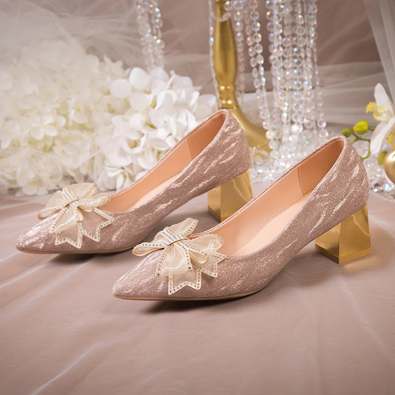 Thick Heel Wedding Shoes Winter Female 2022 New Bride Not Tired Feet Pregnant Women Crystal Wedding Shoes Wedding Dress
Thick Heel Wedding Shoes Winter Female 2022 New Bride Not Tired Feet Pregnant Women Crystal Wedding Shoes Wedding Dress