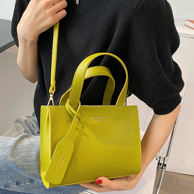 Soft PU Leather Crossbody Bags for Women 2023 New Solid Color Simple Shoulder Purses Female Brand Designer Trends Handbags Green
Soft PU Leather Crossbody Bags for Women 2023 New Solid Color Simple Shoulder Purses Female Brand Designer Trends Handbags Green