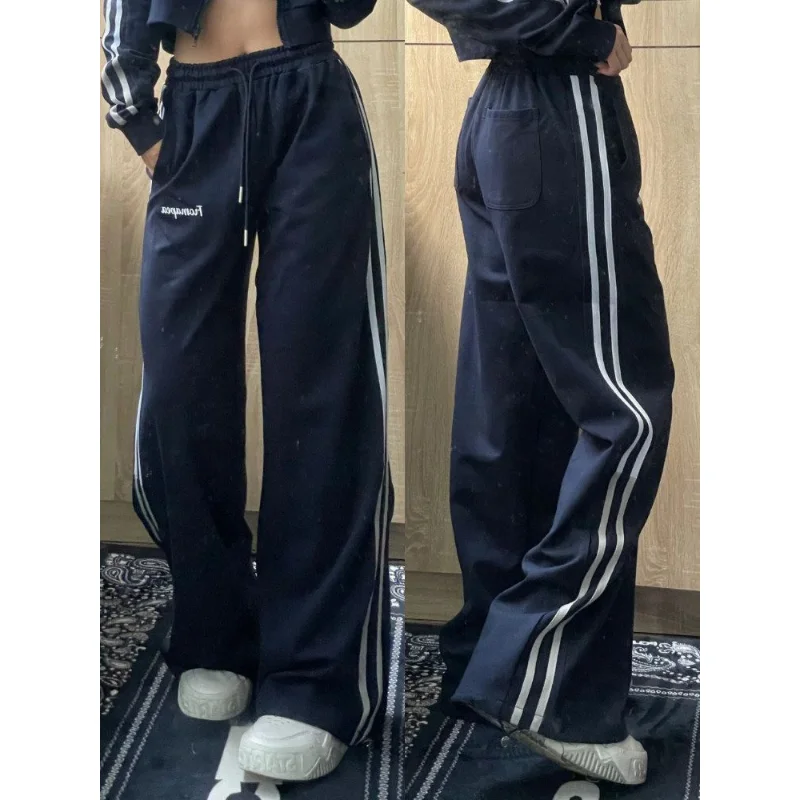 Striped Joggers Sweatpants Women Vintage Hip Hop 90s Low Waist Wide Leg Track Pants Oversized Streetwear Baggy Sports Trousers
Striped Joggers Sweatpants Women Vintage Hip Hop 90s Low Waist Wide Leg Track Pants Oversized Streetwear Baggy Sports Trousers
