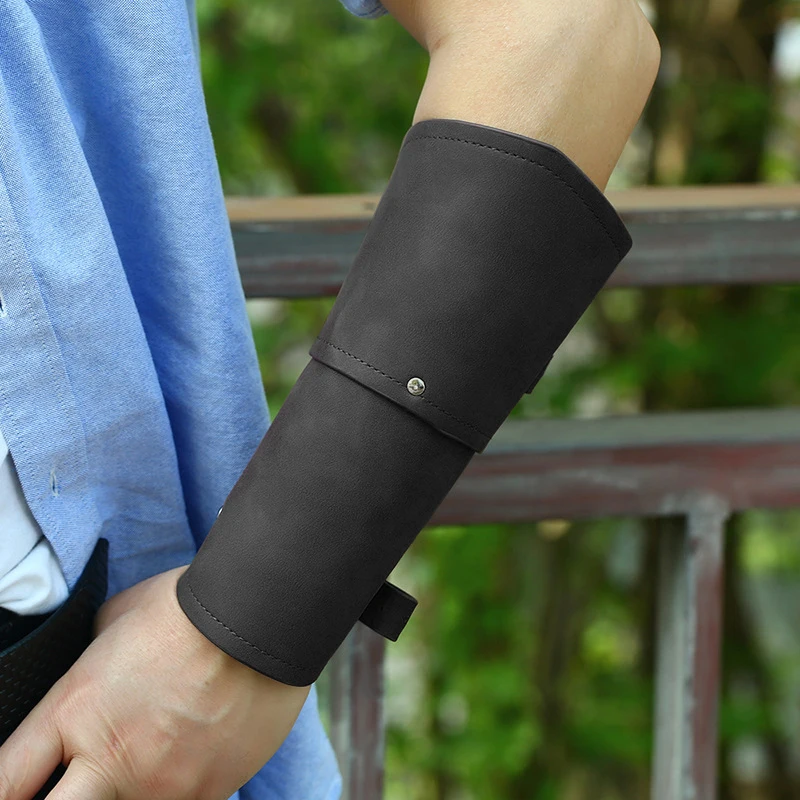 Medieval Larp Arm Cuff Bracer Buckle Strap Armor Adult Wrist Band Archer Gauntlet Costume Accessory Leather Bracelet For Men
Medieval Larp Arm Cuff Bracer Buckle Strap Armor Adult Wrist Band Archer Gauntlet Costume Accessory Leather Bracelet For Men