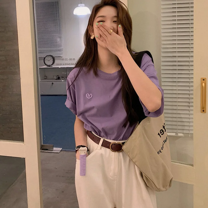 summer Women Graphic embroidery T-shirt Ladies Streetwear Style purple T shirt Fashion soft Clothes casual loose y2k Tops Female
summer Women Graphic embroidery T-shirt Ladies Streetwear Style purple T shirt Fashion soft Clothes casual loose y2k Tops Female