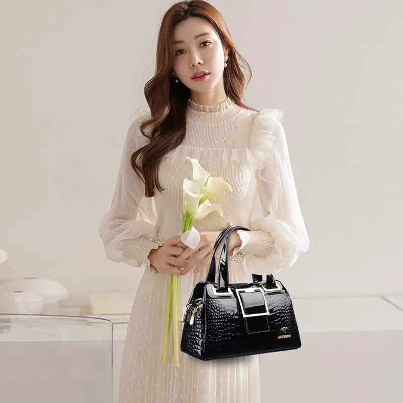 Crossbody Bags for Women Luxury Designer Handbag Brand 2022 New Crocodile Pattern Leather Shoulder Bags Casual Tote Bag Bolsos
Crossbody Bags for Women Luxury Designer Handbag Brand 2022 New Crocodile Pattern Leather Shoulder Bags Casual Tote Bag Bolsos