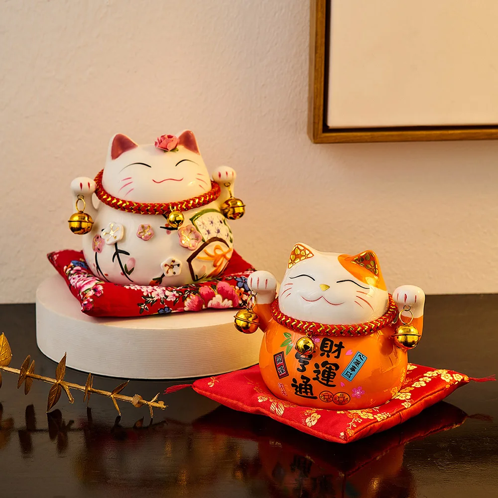 4.5 Inch room decor Ceramic maneki neko Piggy Bank Japanese lucky cat Home Decor Fortune Cat Money Box Ornament Feng Shui Gifts
4.5 Inch room decor Ceramic maneki neko Piggy Bank Japanese lucky cat Home Decor Fortune Cat Money Box Ornament Feng Shui Gifts