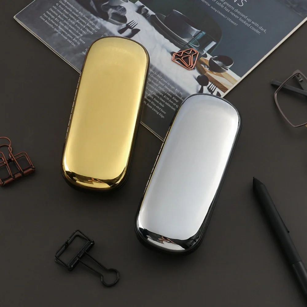 Fashion Women Metal Hard Shell Eyeglasses Case Glasses Case Spectacle Box Myopia Box
Fashion Women Metal Hard Shell Eyeglasses Case Glasses Case Spectacle Box Myopia Box