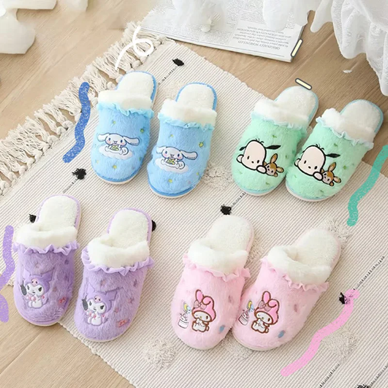 Sanrioed My Melody Cinnamoroll Kuromi милые Мультяшные домашние Нескользящие теплые осенне-зимние туфли для дома симпатичные женские тапочки с сердцем
Sanrioed My Melody Cinnamoroll Kuromi милые Мультяшные домашние Нескользящие теплые осенне-зимние туфли для дома симпатичные женские тапочки с сердцем