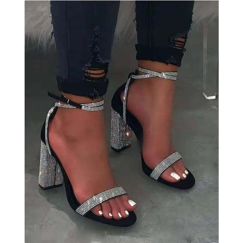 2023 New High-heeled Women's Party Shoes Rhinestone Chunky Heels High-heeled Ankle Strap Sandals for Women Luxury Size 43 Black
2023 New High-heeled Women's Party Shoes Rhinestone Chunky Heels High-heeled Ankle Strap Sandals for Women Luxury Size 43 Black