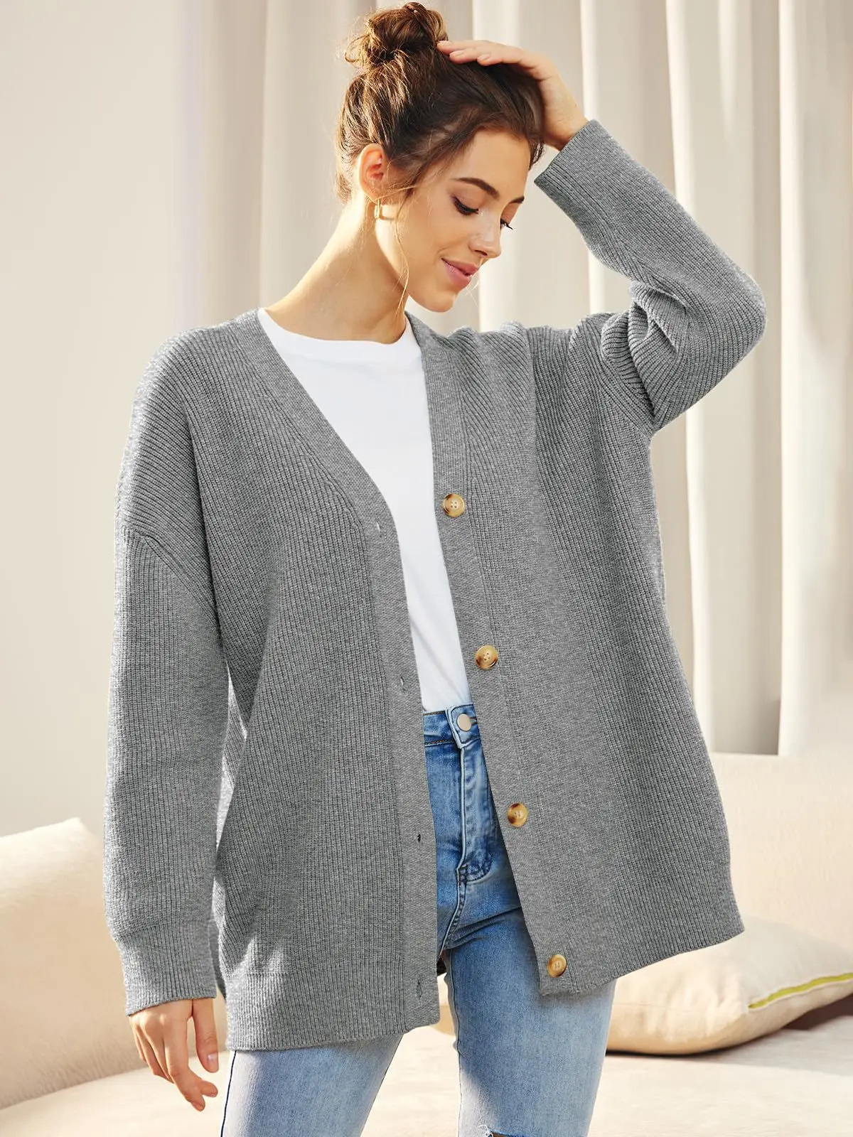 FSMG Knitted Cardigan Button V-Neck Solid Color Sweater Casual and Comfortable Open Front Top Long sleeved warm women's clothing
FSMG Knitted Cardigan Button V-Neck Solid Color Sweater Casual and Comfortable Open Front Top Long sleeved warm women's clothing