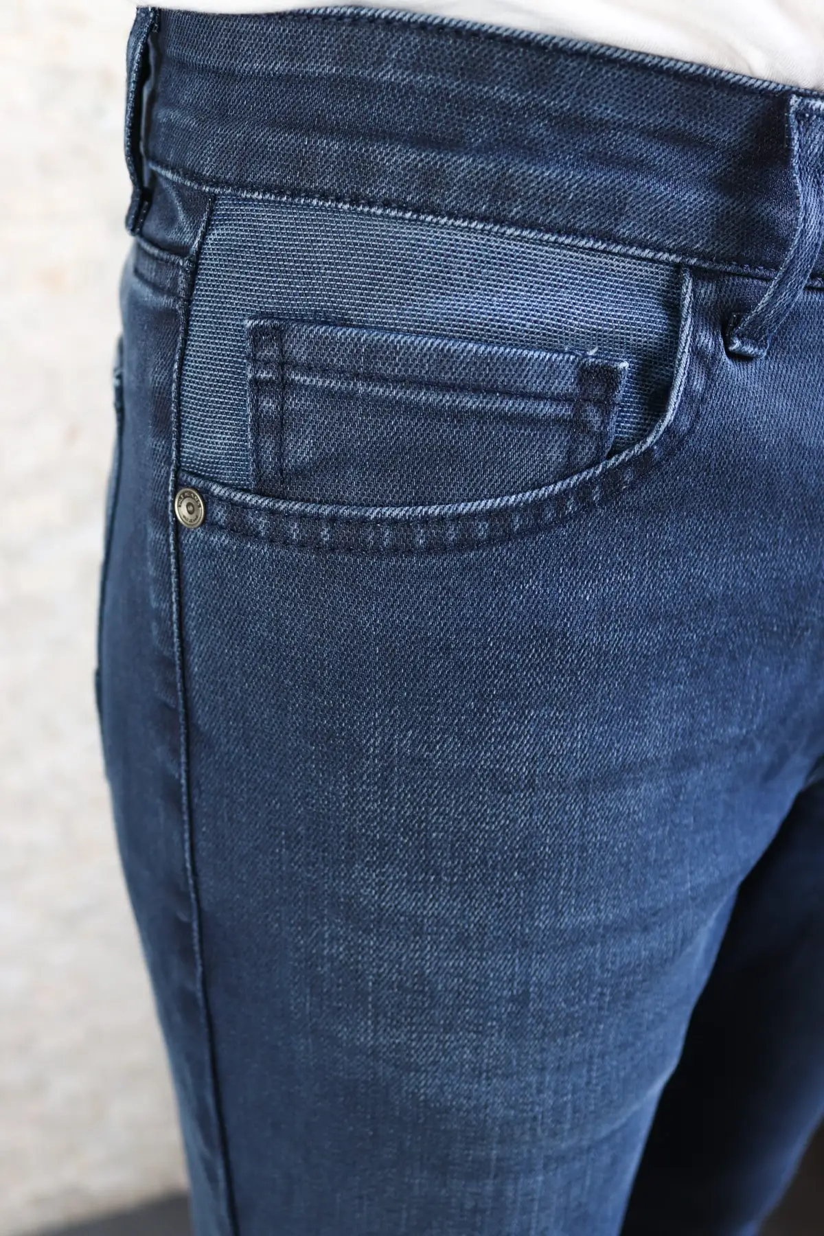 Navy Men's Slim Fit Jeans satiric Men's Jeans 2021
Navy Men's Slim Fit Jeans satiric Men's Jeans 2021