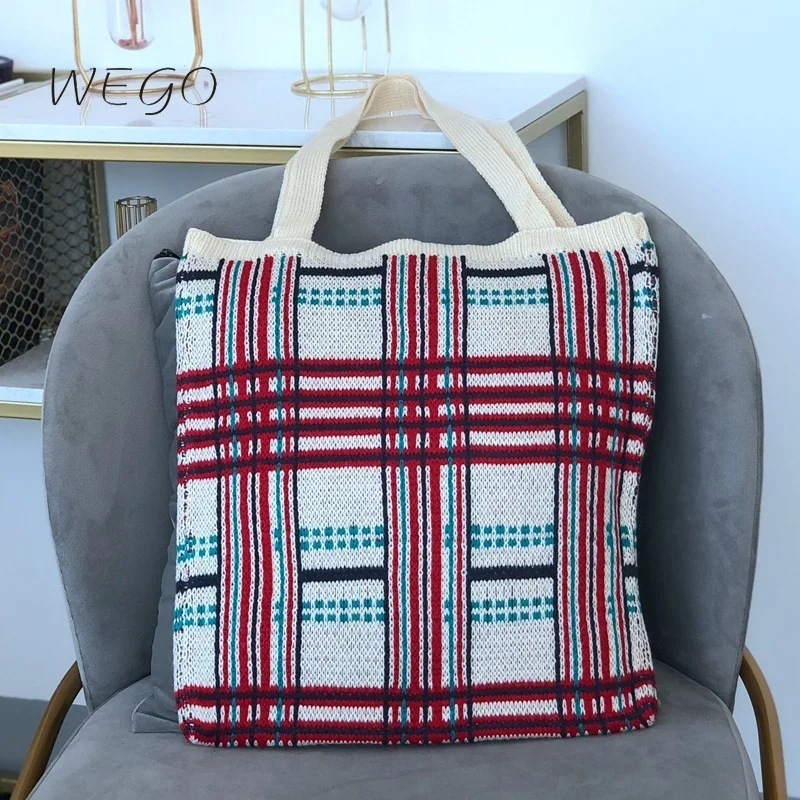 Woolen Knitting Designer Plaid Tote Bag Women Teenager Korean Fashion Casual Winter Daily Top-handle Bag Female Soft Braid Bag
Woolen Knitting Designer Plaid Tote Bag Women Teenager Korean Fashion Casual Winter Daily Top-handle Bag Female Soft Braid Bag