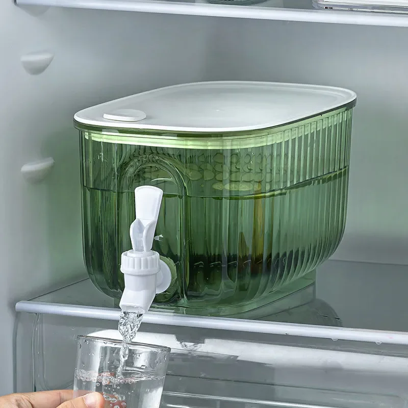 

Cold Water With Faucet Bottle Tea Pots Dispenser Jug Fountain Kettle Juice Pitcher Pot For Drink Drinkware Plastic Fridge Can