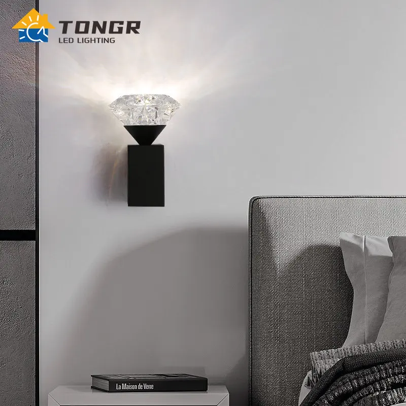 Modern Acrylic Diamond Wall Lights Living Room Bedroom Bedside Gold Indoor Aisle LED 5W Wall Lamp Indoor Lighting Fixture 220V
Modern Acrylic Diamond Wall Lights Living Room Bedroom Bedside Gold Indoor Aisle LED 5W Wall Lamp Indoor Lighting Fixture 220V