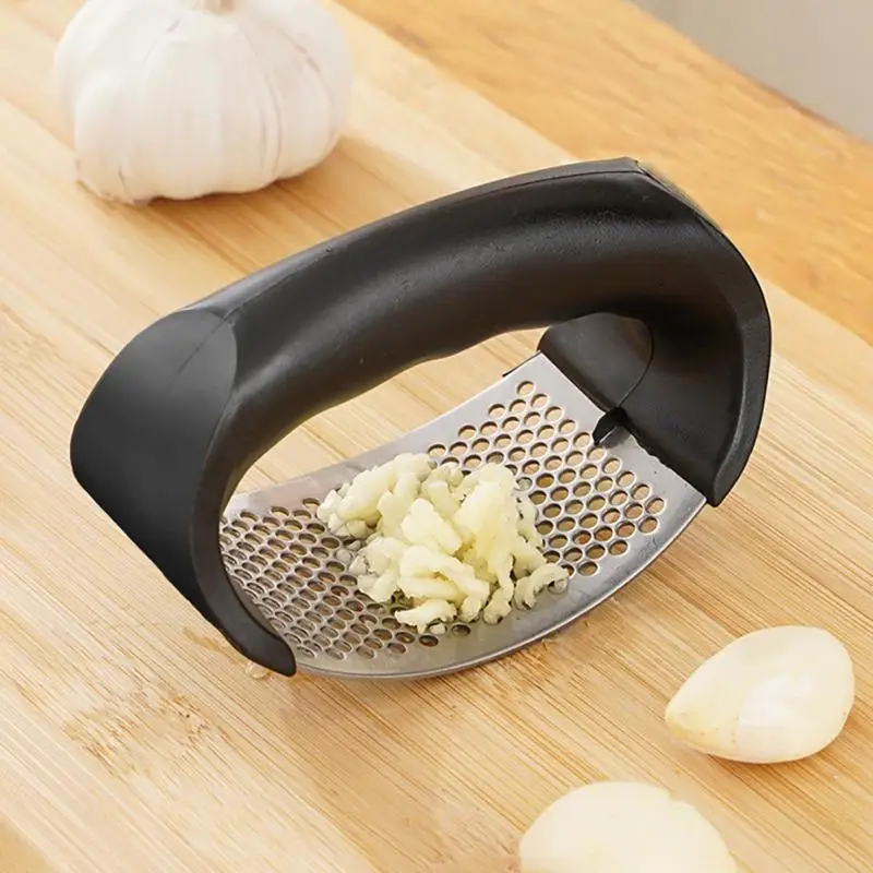 1pc Stainless Steel Garlic Press Manual Garlic Mincer Chopping Garlic Tools Curve Fruit Vegetable Cooking Kitchen Gadgets Tools
1pc Stainless Steel Garlic Press Manual Garlic Mincer Chopping Garlic Tools Curve Fruit Vegetable Cooking Kitchen Gadgets Tools