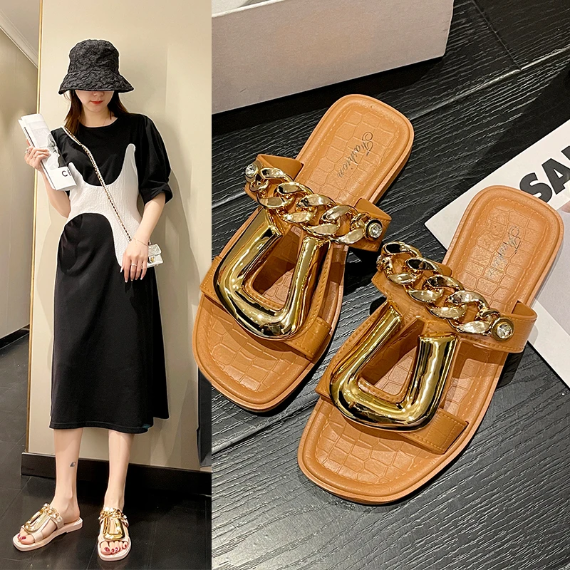Slippers Sandals Summer Shoes 2022 Trend for Women Flat Slip-on Metal Beach Home Luxury Casual Slides Woman Ladies Free Shipping
Slippers Sandals Summer Shoes 2022 Trend for Women Flat Slip-on Metal Beach Home Luxury Casual Slides Woman Ladies Free Shipping