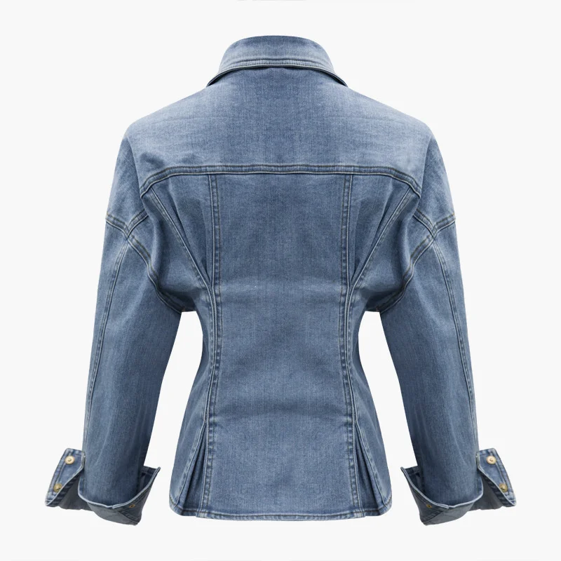 autumn New and winter single row metal buckle slim denim jacket female solid color waist zipper fold design
autumn New and winter single row metal buckle slim denim jacket female solid color waist zipper fold design