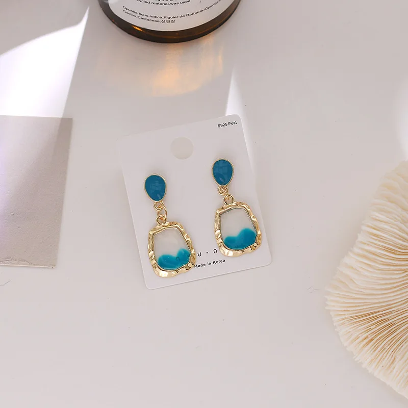 Korean Earrings Blue Transparent Clip Earrings Fresh Geometry Clip on Earrings Fake Piercing Earrings Party Jewelry
Korean Earrings Blue Transparent Clip Earrings Fresh Geometry Clip on Earrings Fake Piercing Earrings Party Jewelry