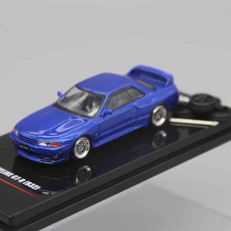 Модель спортивного автомобиля Inno 1:64 из сплава, модель R32 Skyline, голубая и белая фотосессия для Nissan GTR
Модель спортивного автомобиля Inno 1:64 из сплава, модель R32 Skyline, голубая и белая фотосессия для Nissan GTR