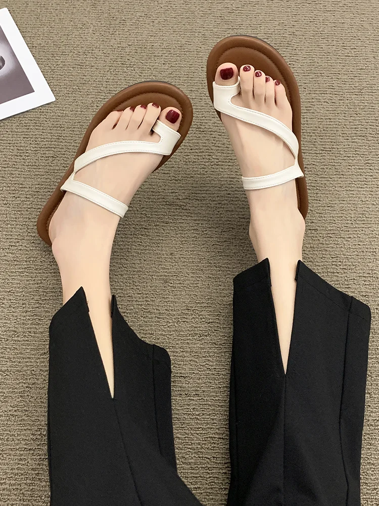 Women's Shoes Spring 2022 New Square Toe Temperament Retro Low-heeled Muller Slippers
Women's Shoes Spring 2022 New Square Toe Temperament Retro Low-heeled Muller Slippers