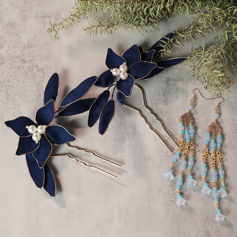 New Chinese Bride Headwear Traditional Wedding Hairpin Makeup Artist Posture Long Tassel Hair Accessories
New Chinese Bride Headwear Traditional Wedding Hairpin Makeup Artist Posture Long Tassel Hair Accessories
