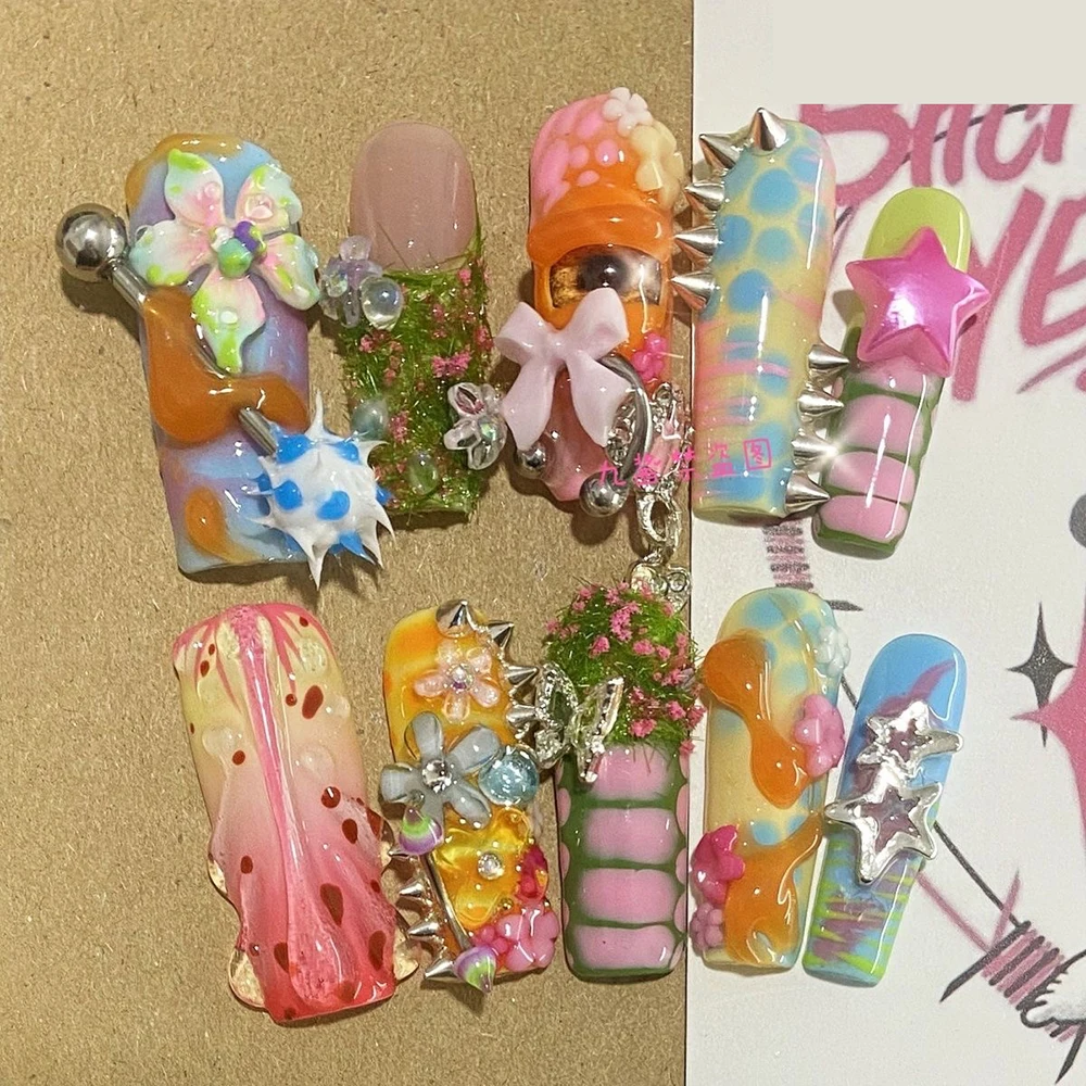 Блестящие наклейки для ногтей MINISO 3D цветок панды 
Блестящие наклейки для ногтей MINISO 3D цветок панды